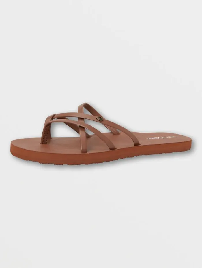 Womens Sandals Volcom New School II Sandals 8211 Cognac