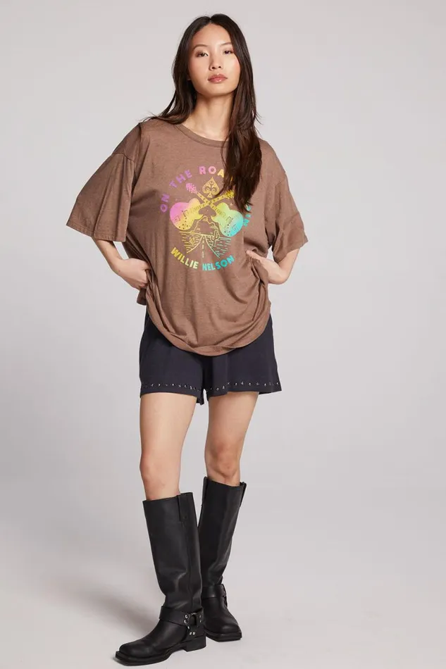 Womens Tops Chaser Brand Willie Nelson On The Road Again One Size Tee