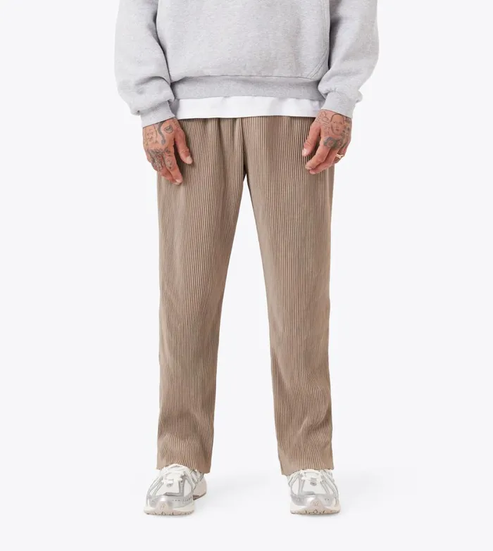Zanerobe Pants Men Pleated Pant Khaki