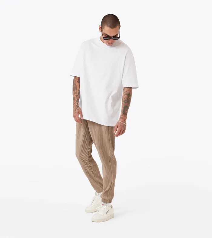 Zanerobe Pants Men Sureshot Pleated Jogger Khaki