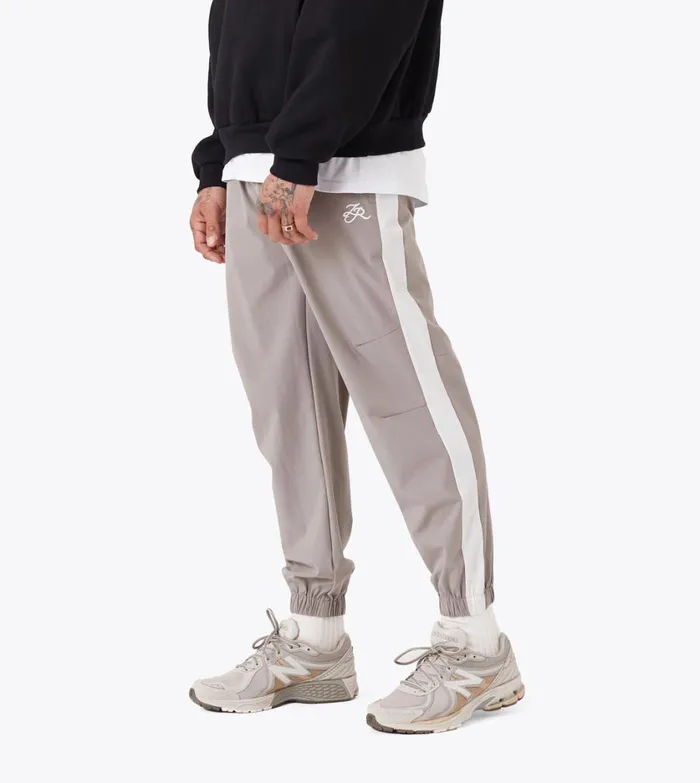 Zanerobe Pants Men Sureshot Tech Jogger 20 Smoke